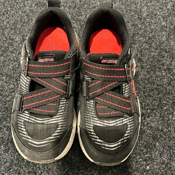 Boy Air Sketchers Shoes us12.5 - Picture 1 of 4